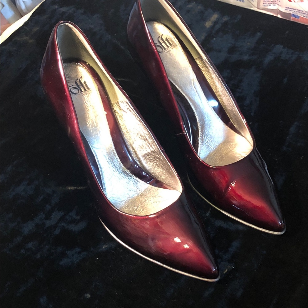 Sofft women’s heels Burgundy 9.5